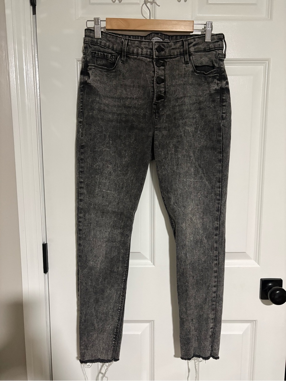 Old Navy Black Gray Wash High-Rise Skinny Jeans